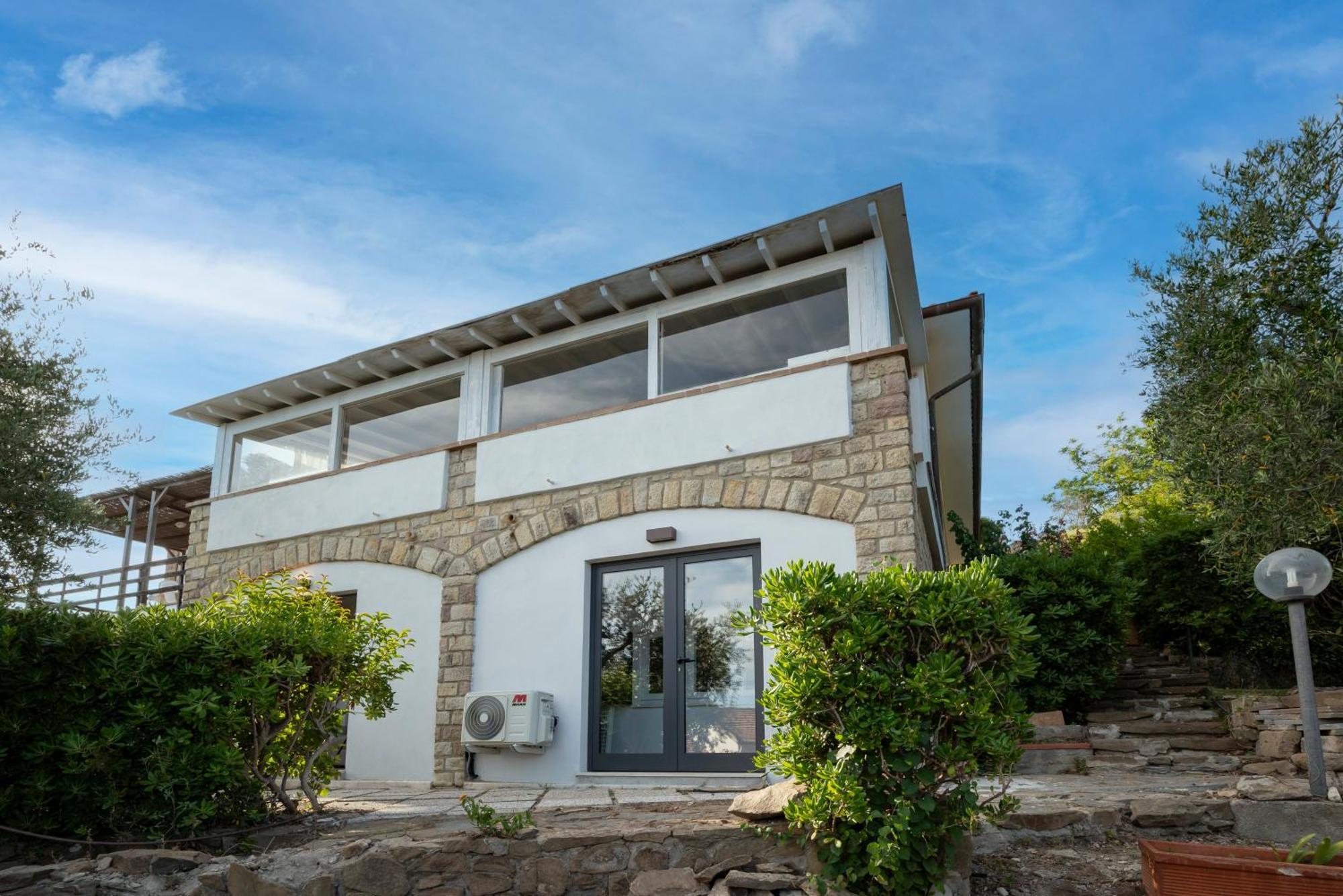 Villa Con Giardino Vista Mare كاستيغليون ديلا بيسكايا المظهر الخارجي الصورة